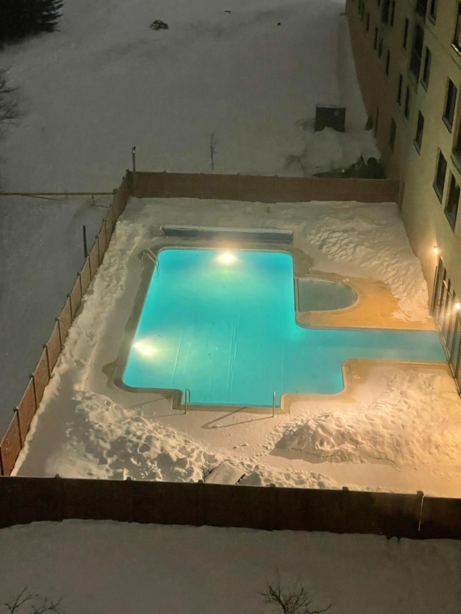 Modern Condo With Ski In & Ski Out - Silver Creek Lodge, Snowshoe Bagian luar foto